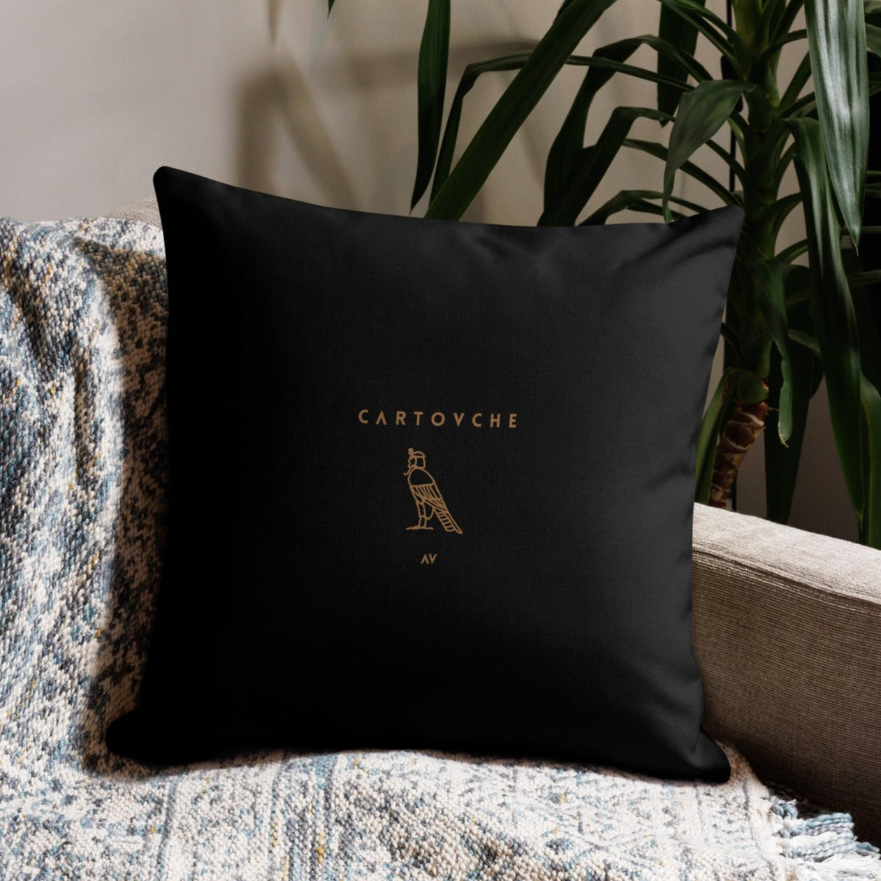 'Gold Cartouche Diamonds' Cushion