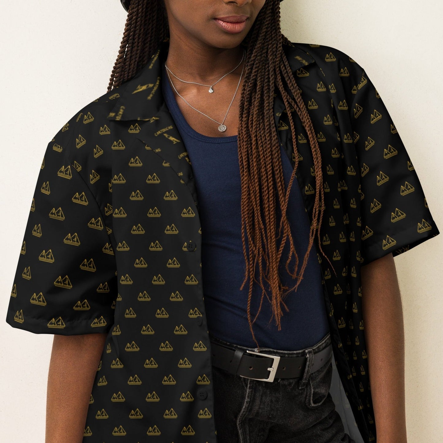 Gold Pyramid Icons Pattern | Vacation Shirt (Black)